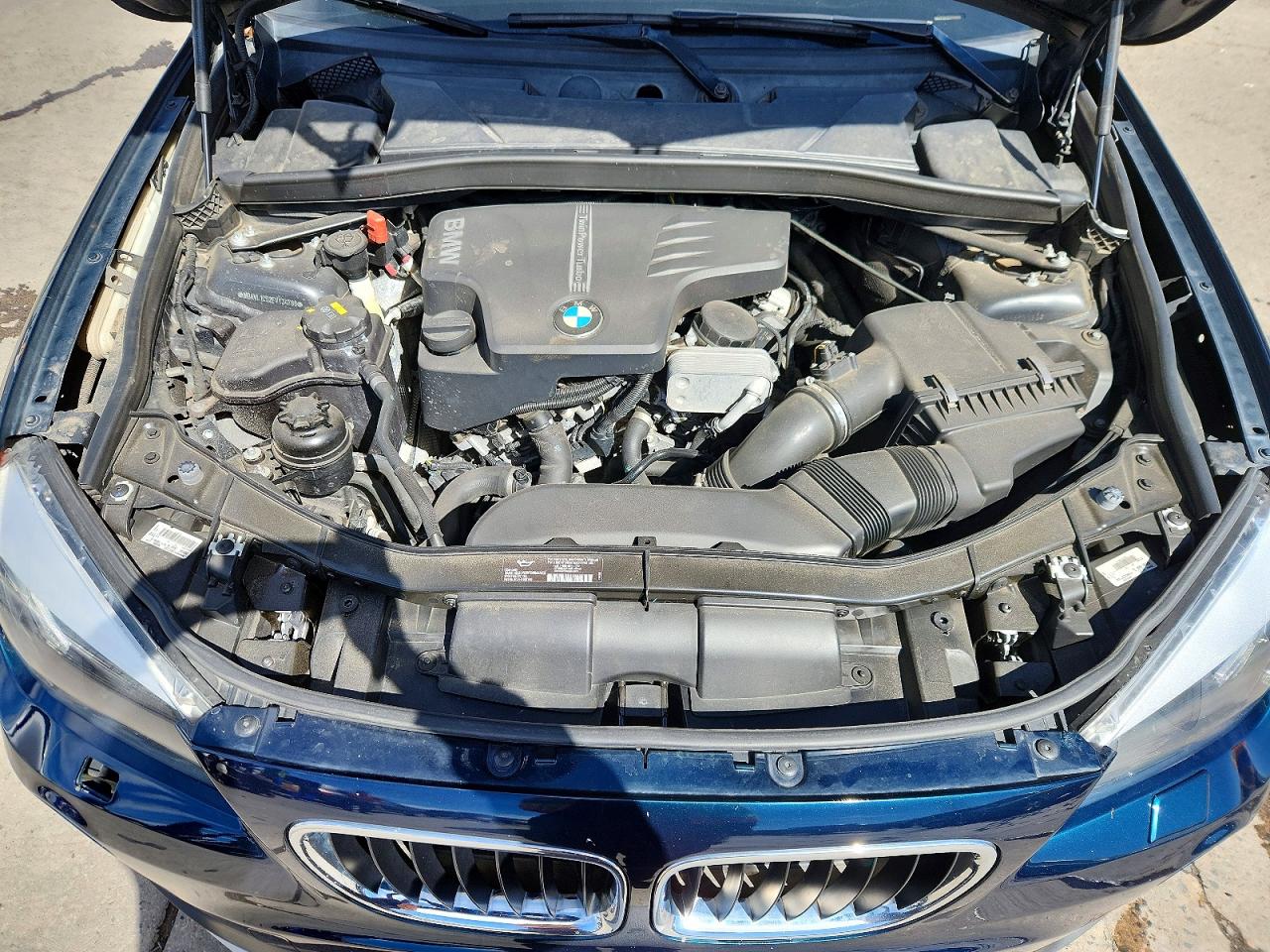 2015 BMW X1 XDRIVE28I photo 12