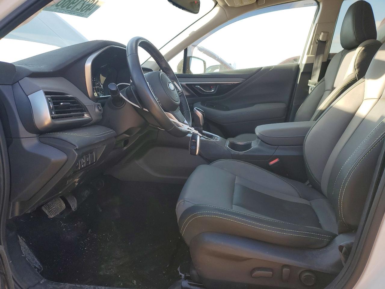 2023 SUBARU OUTBACK photo 7