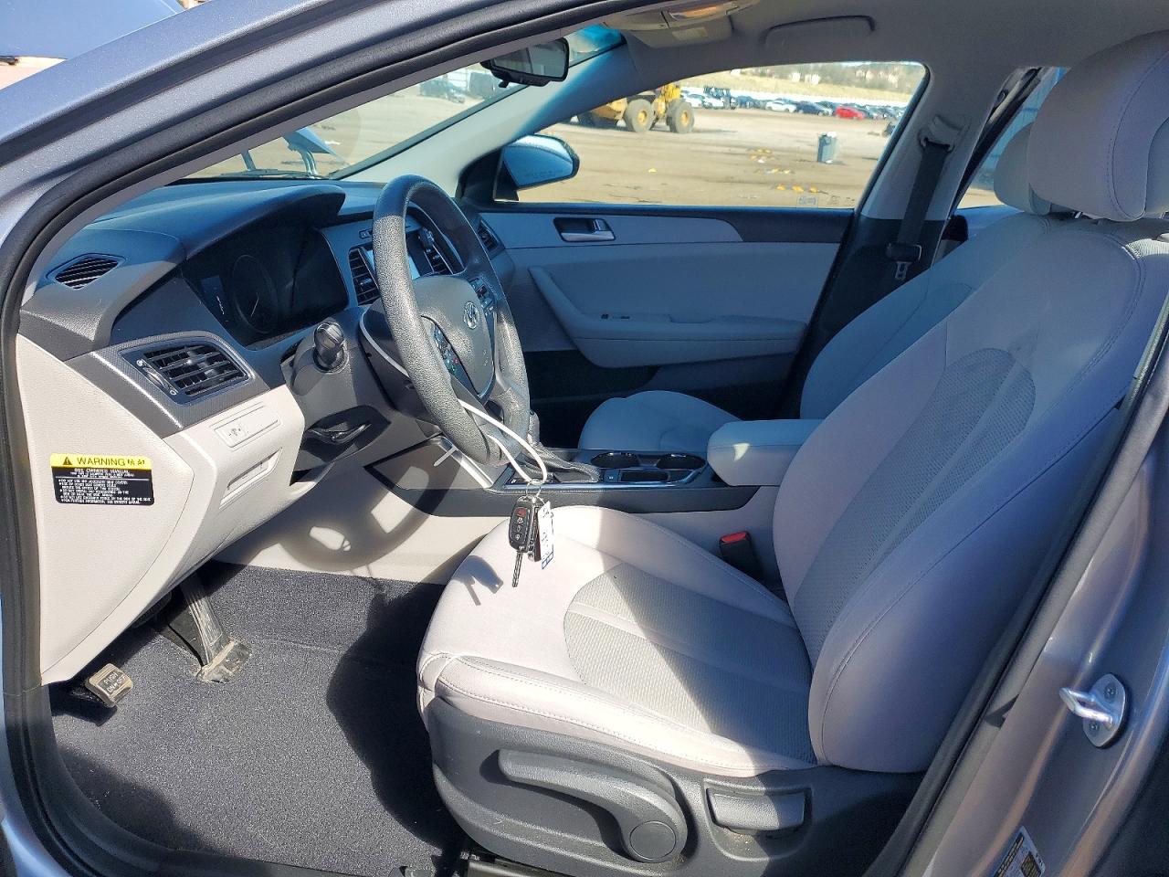 2016 HYUNDAI SONATA SE photo 19
