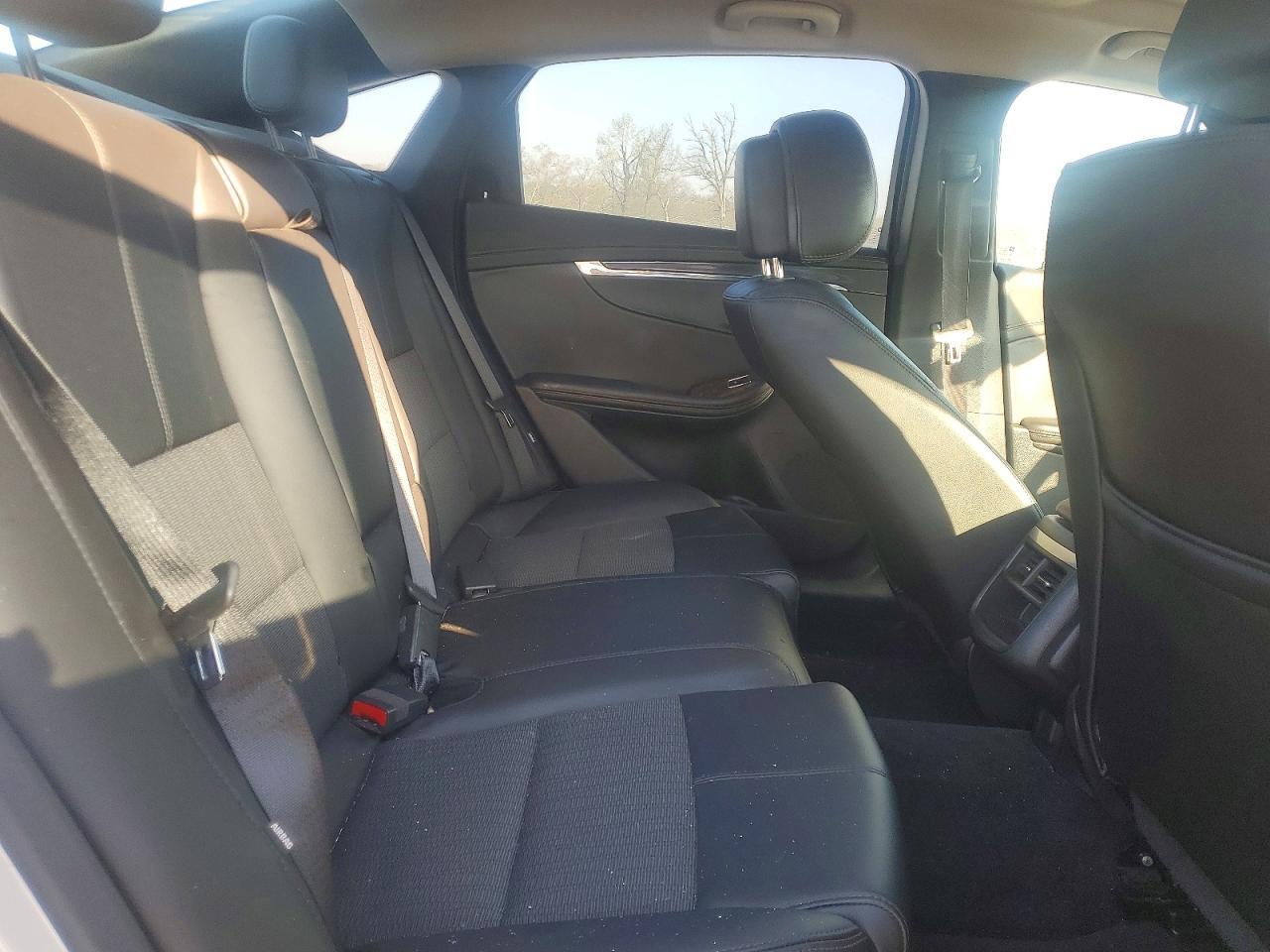 2014 CHEVROLET IMPALA LT photo 28