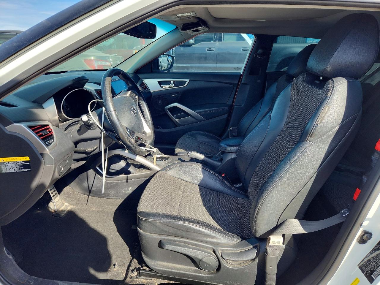 2013 HYUNDAI VELOSTER BASE photo 13