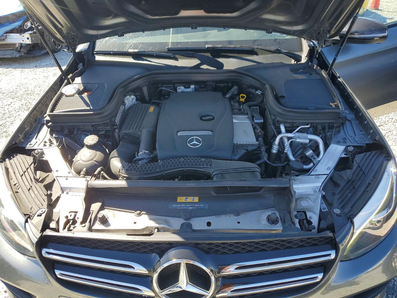2018 MERCEDES-BENZ GLC 300 photo 23