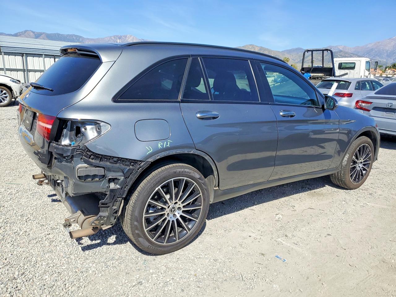 2018 MERCEDES-BENZ GLC 300 photo 5