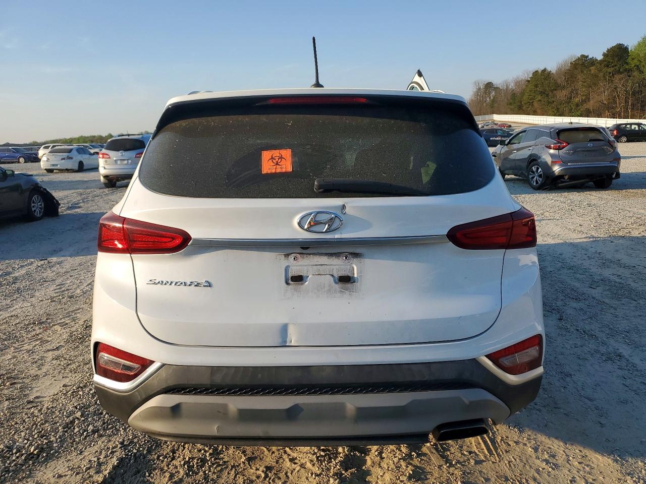 2019 HYUNDAI SANTA FE SE 2.4L photo 16