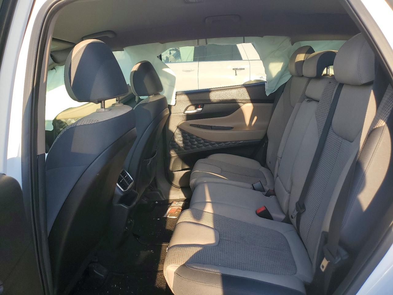 2019 HYUNDAI SANTA FE SE 2.4L photo 31