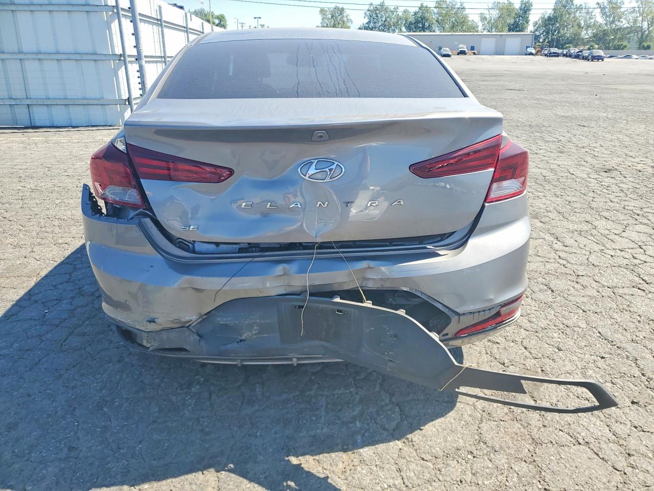 2020 HYUNDAI ELANTRA SE photo 11