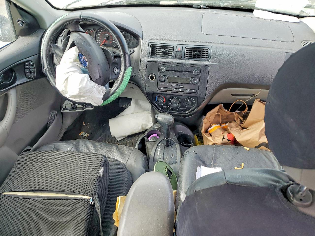 2007 FORD FOCUS ZX4 photo 15