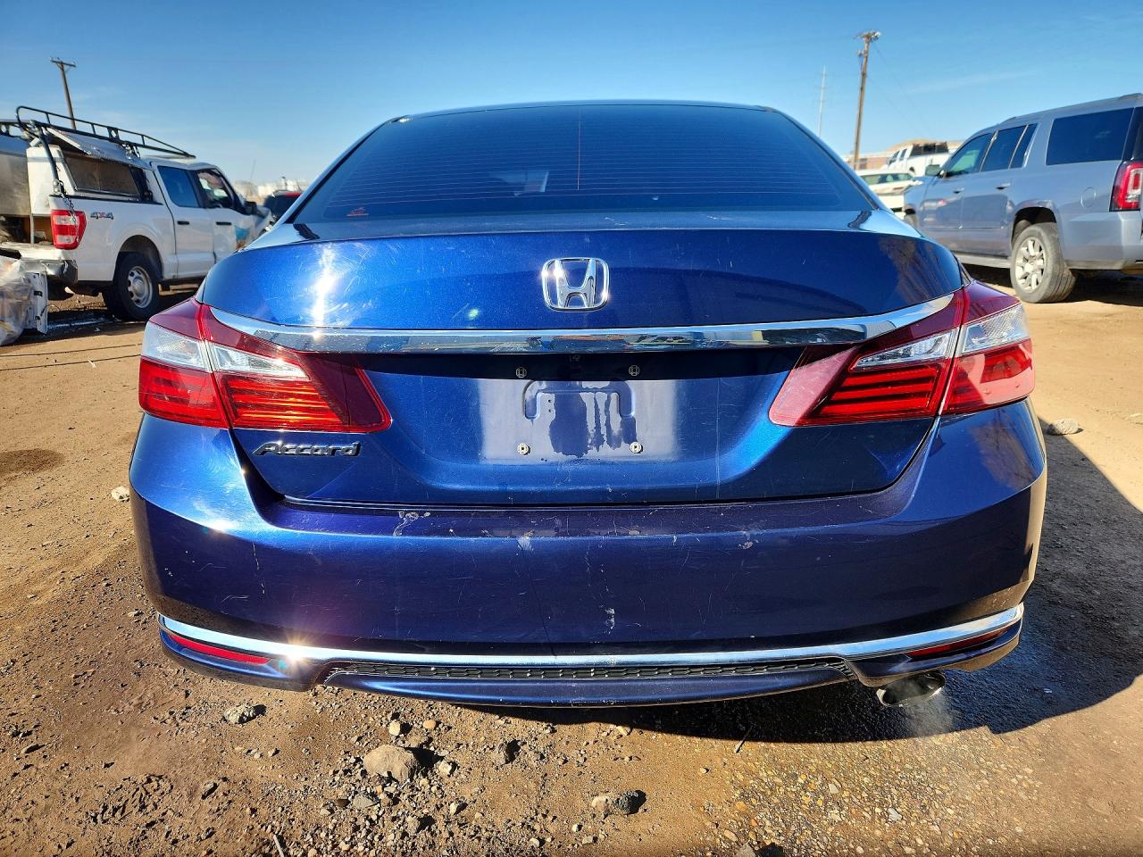 2016 HONDA ACCORD LX photo 11
