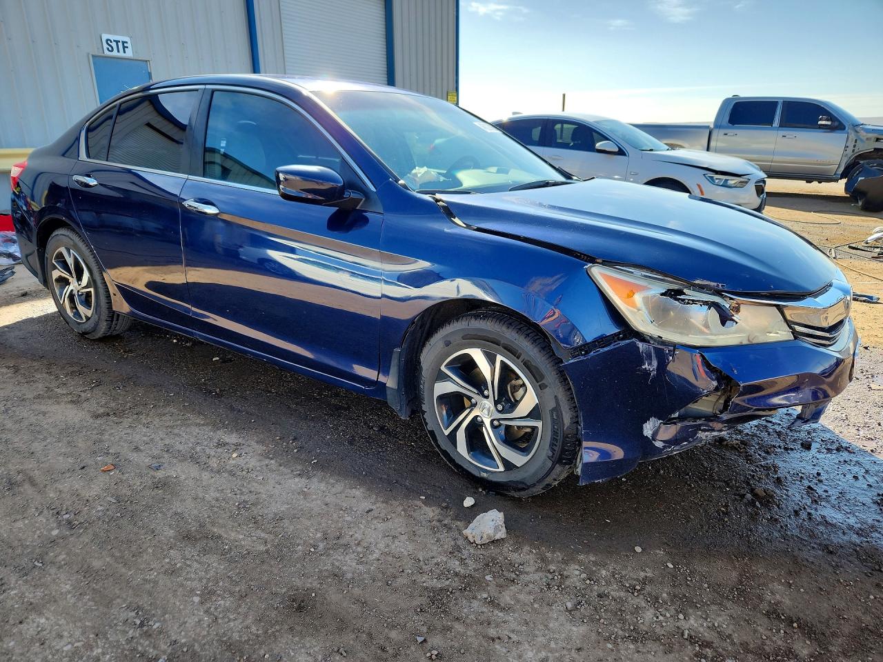 2016 HONDA ACCORD LX photo 7