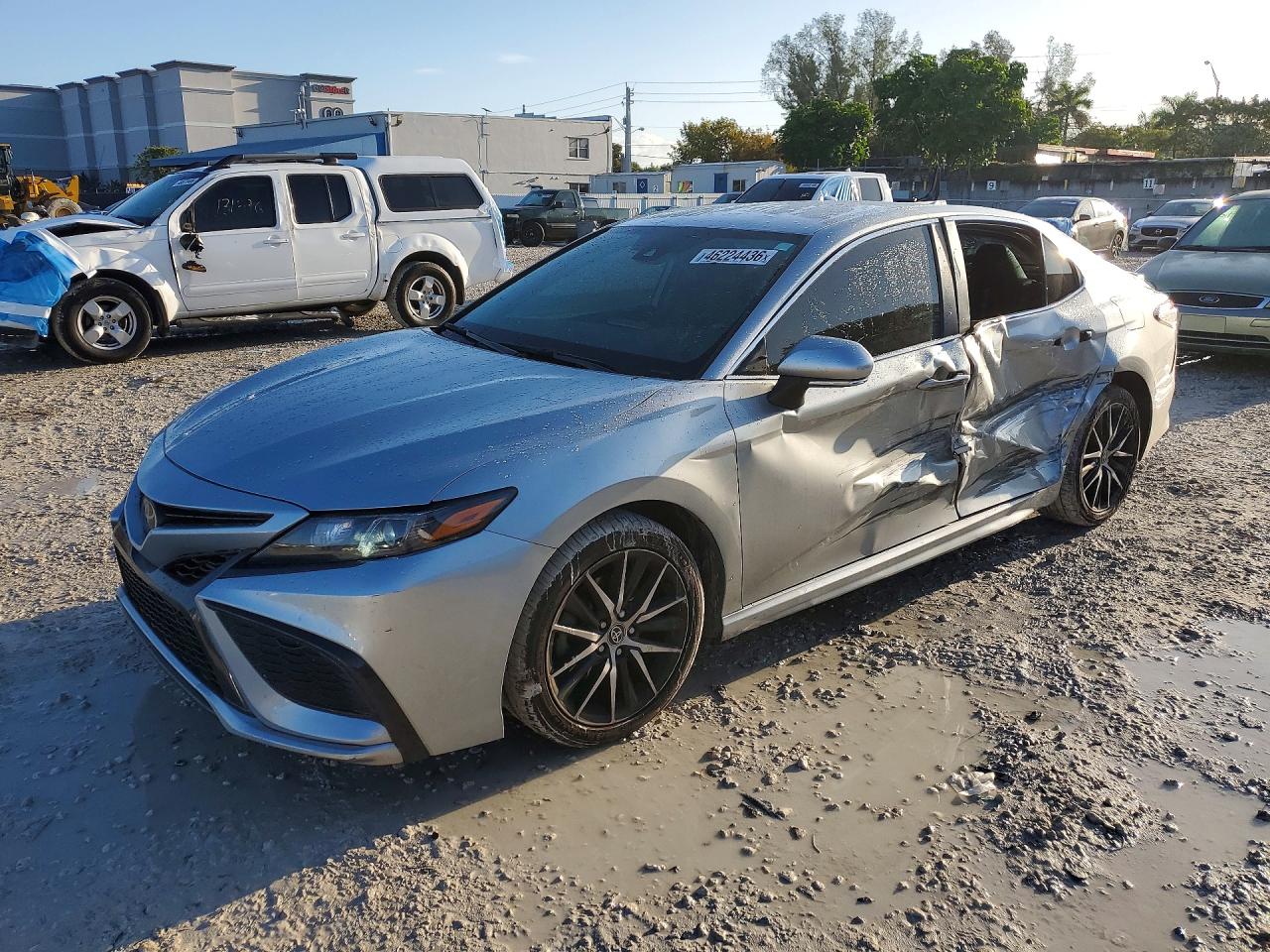 2022 TOYOTA CAMRY