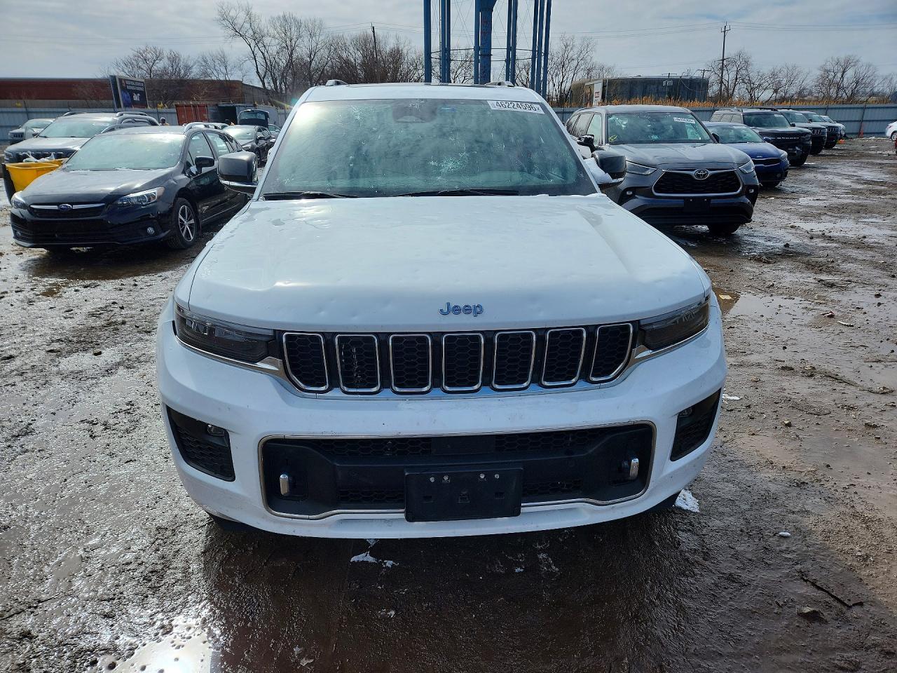 2022 JEEP GRAND CHEROKEE L OVERLAND photo 13