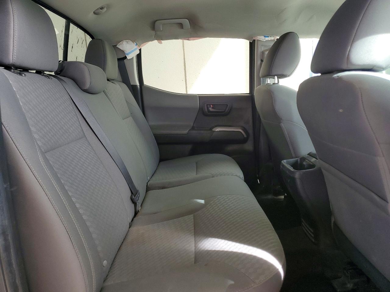 2022 TOYOTA TACOMA SR5 V6 photo 19
