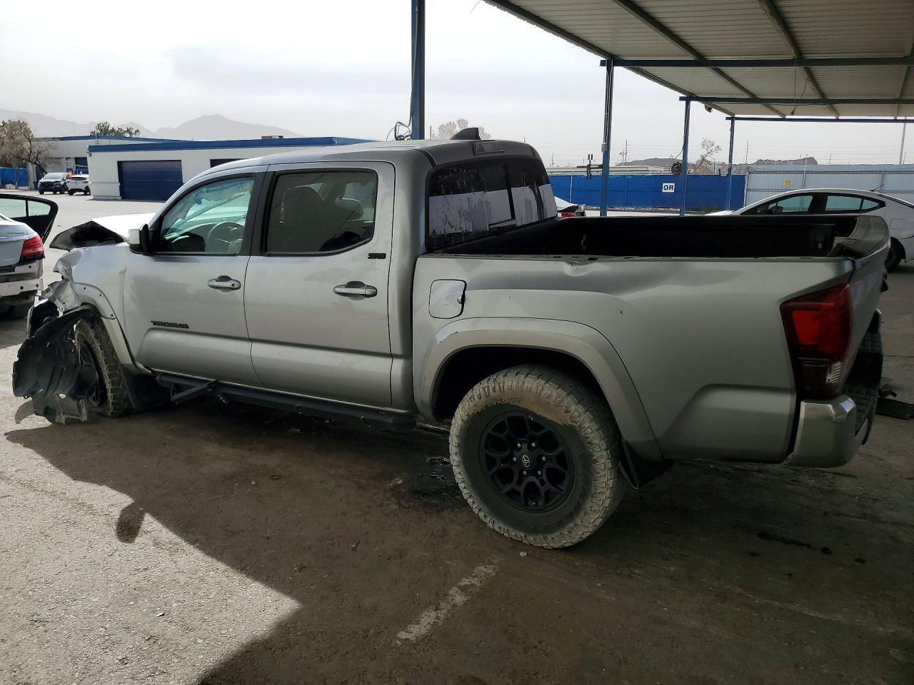 2022 TOYOTA TACOMA SR5 V6 photo 3