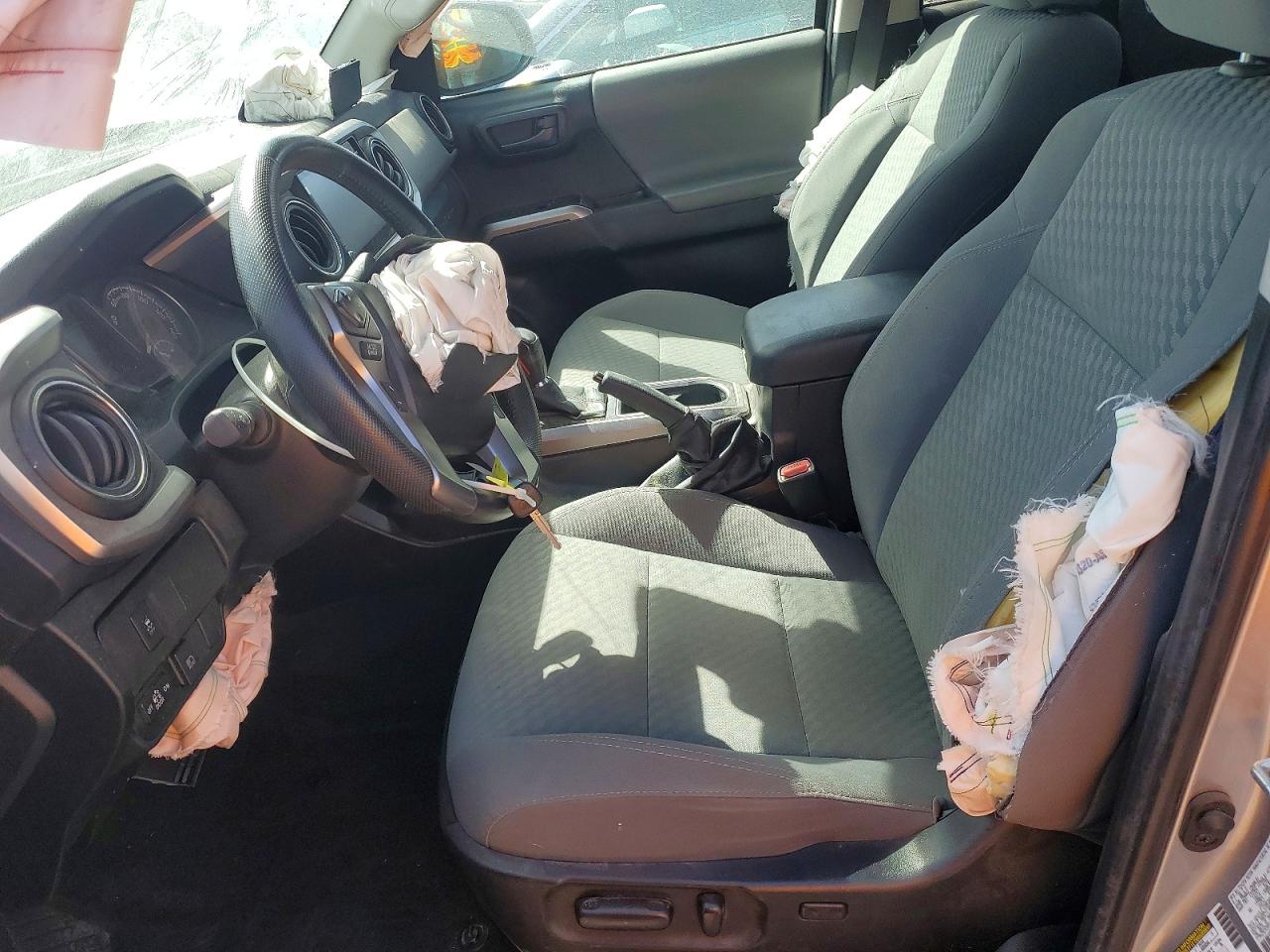 2022 TOYOTA TACOMA SR5 V6 photo 13
