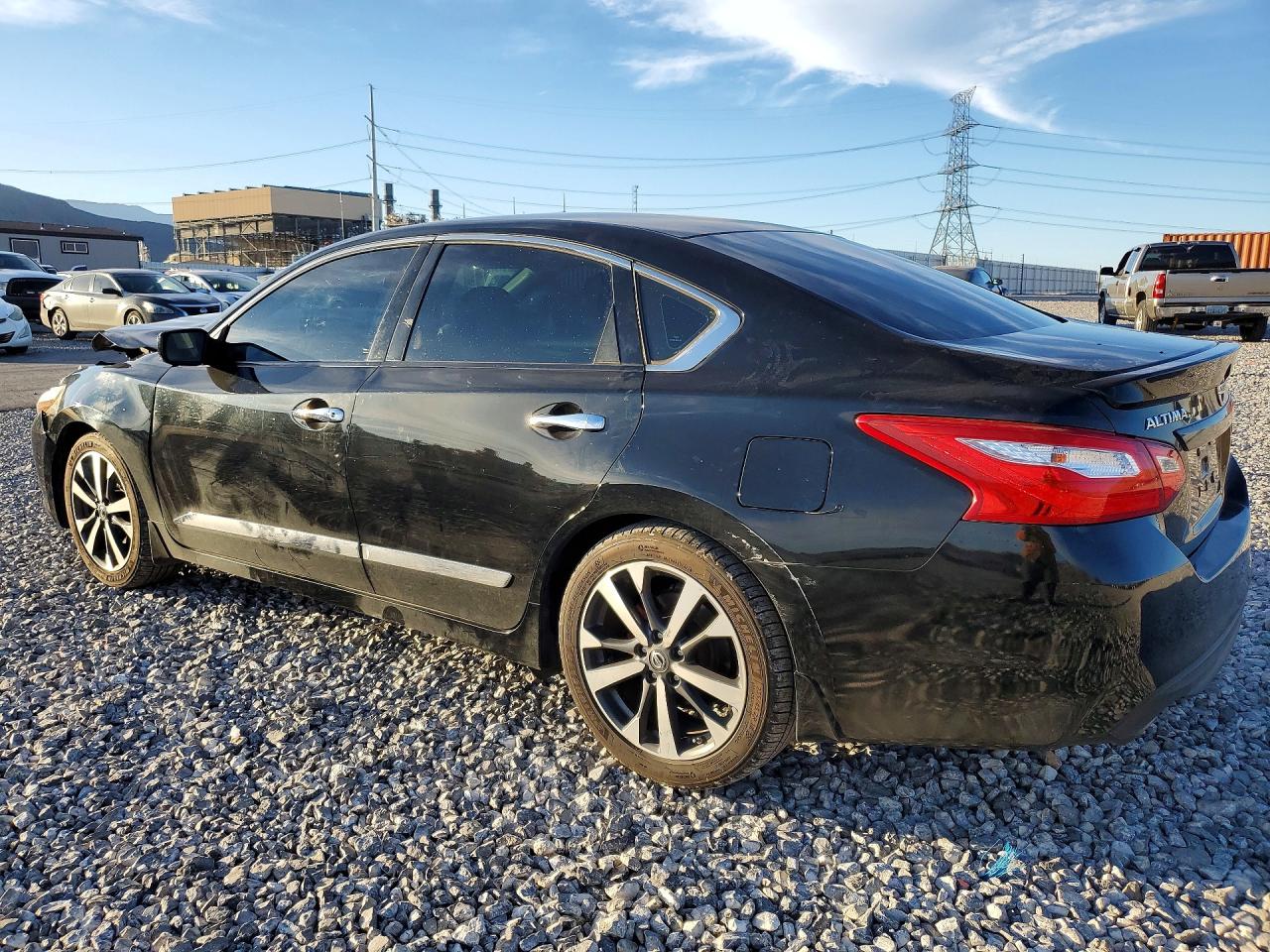 2016 NISSAN ALTIMA 2.5 SR photo 4