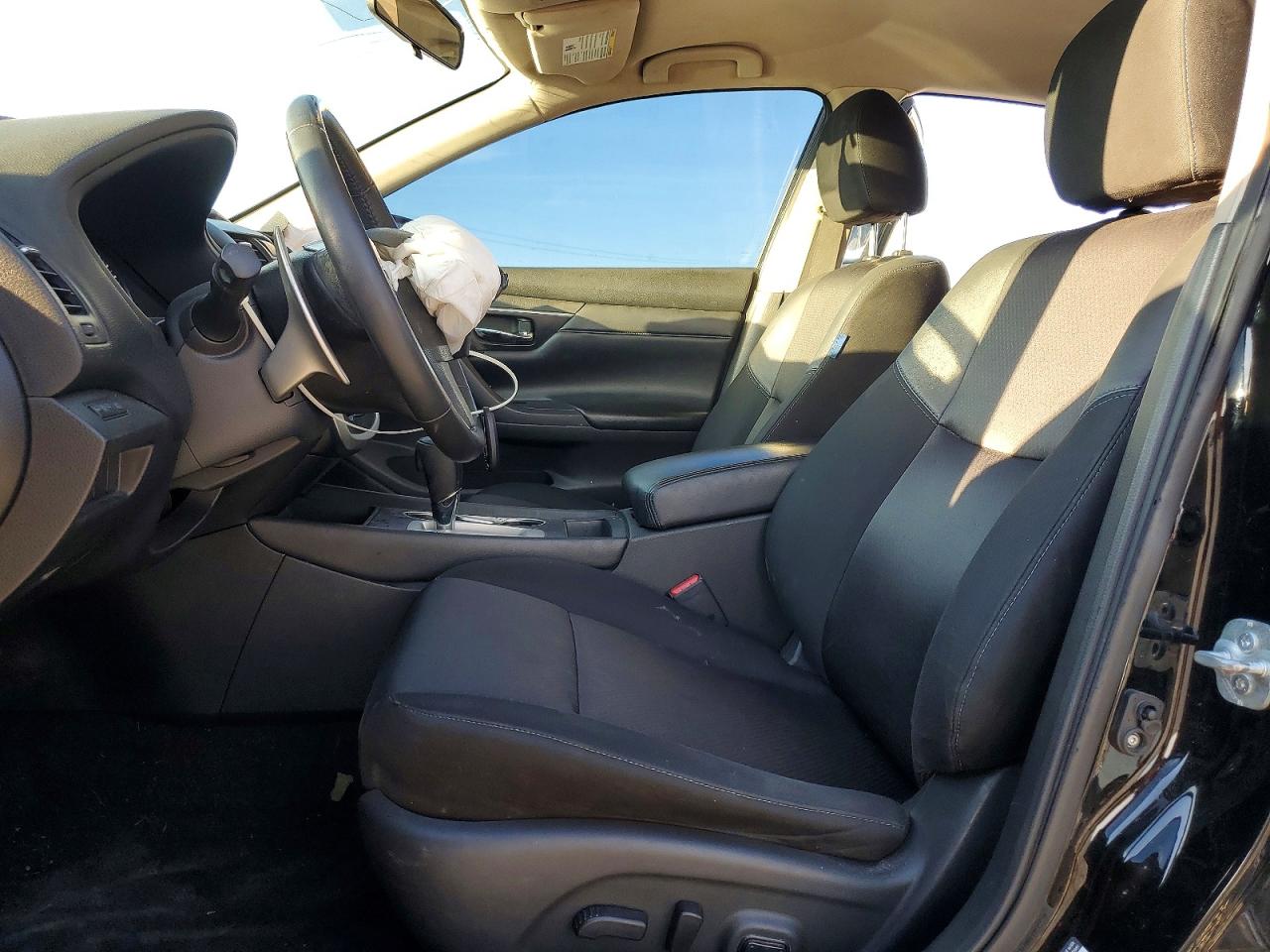 2016 NISSAN ALTIMA 2.5 SR photo 19
