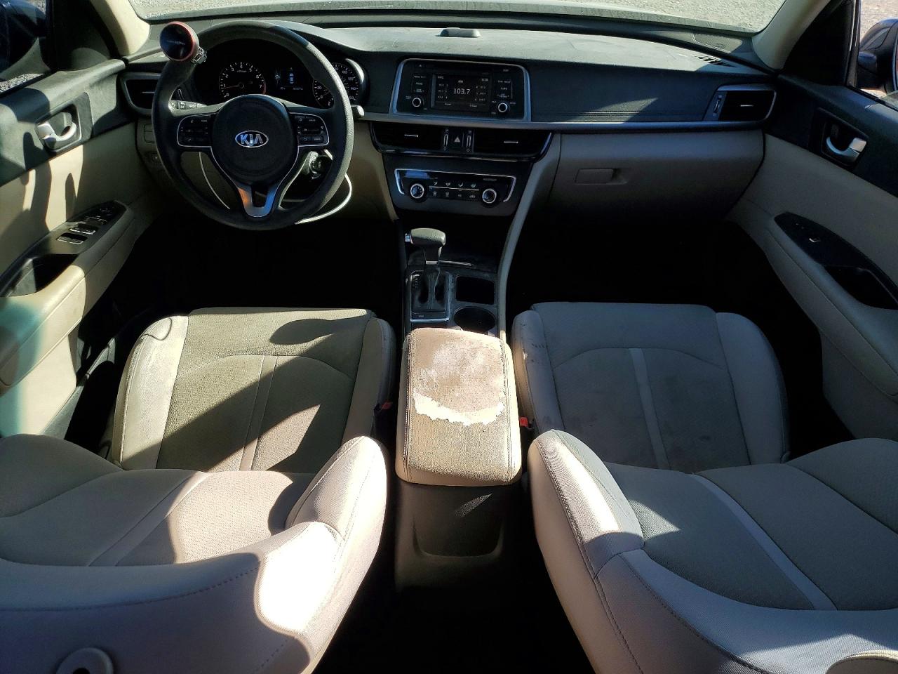 2016 KIA OPTIMA LX photo 8