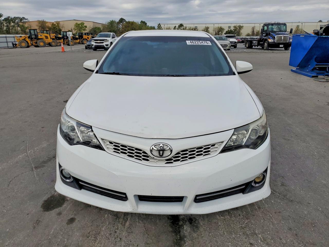 2012 TOYOTA CAMRY SE photo 9
