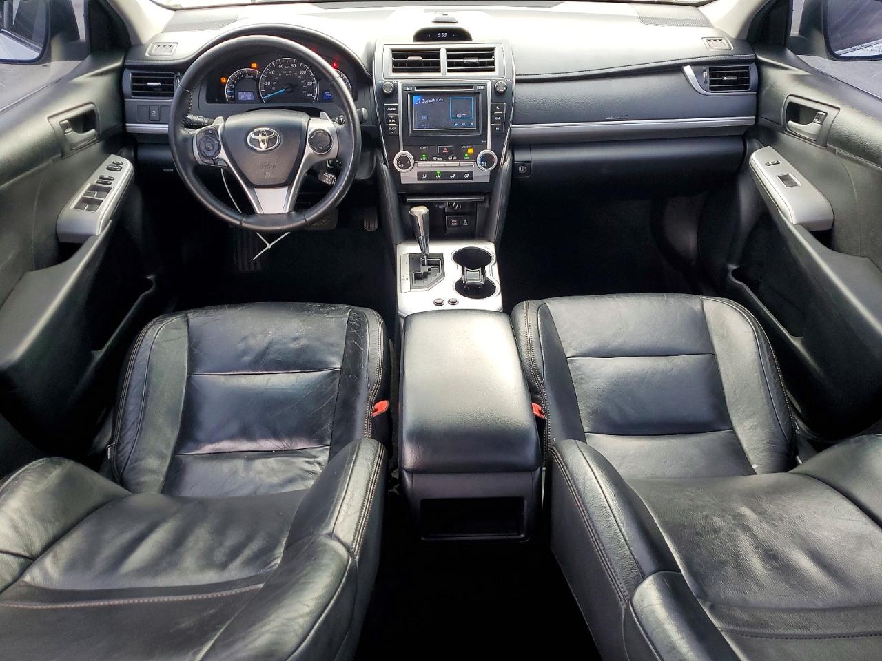2012 TOYOTA CAMRY SE photo 15