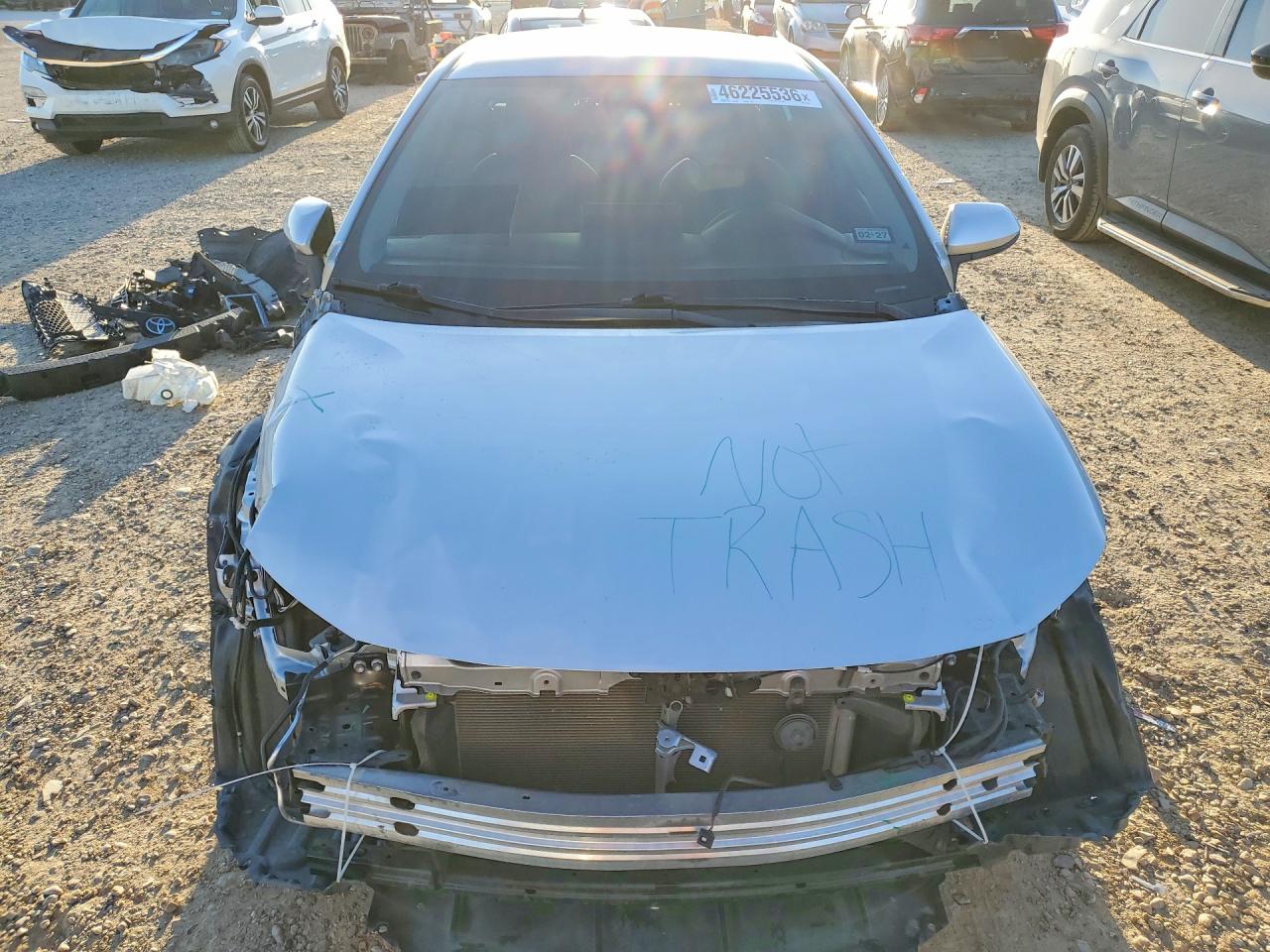 2020 TOYOTA COROLLA LE photo 5