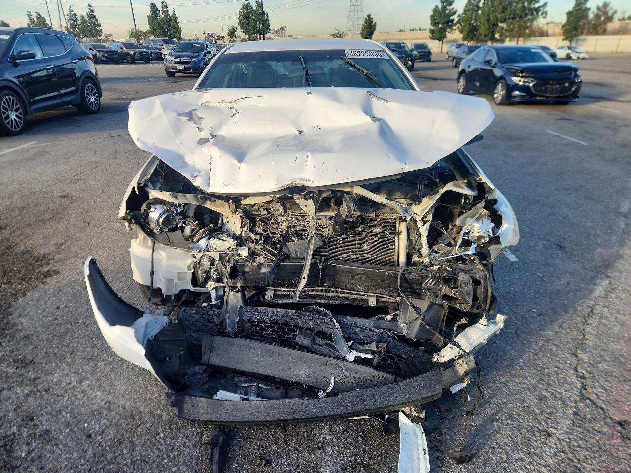 2015 TOYOTA CAMRY SE photo 5