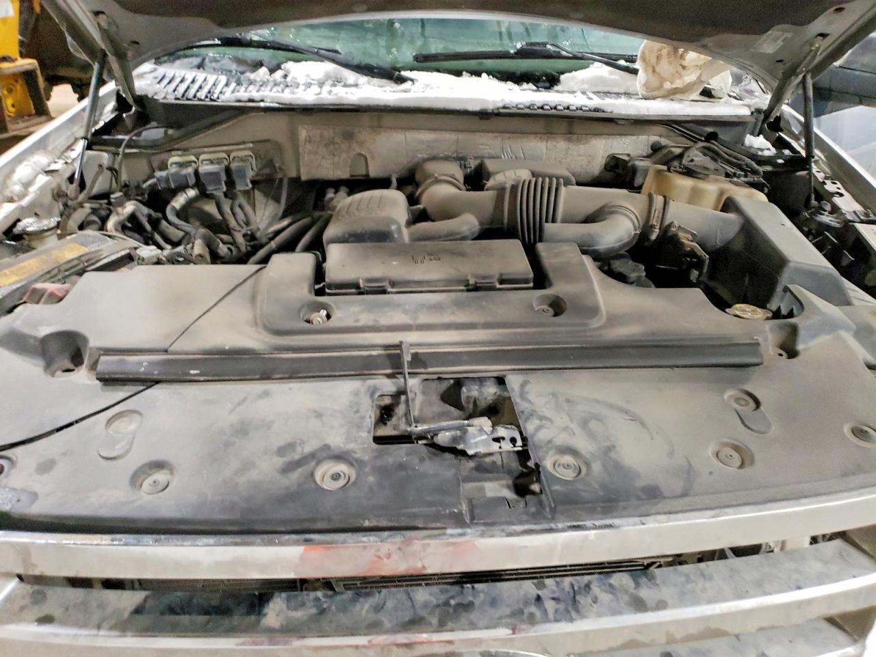 2010 FORD EXPEDITION XLT photo 34
