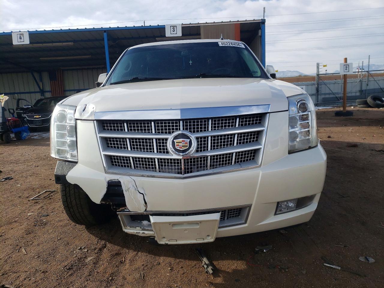 2012 CADILLAC ESCALADE ESV PLATINUM photo 5