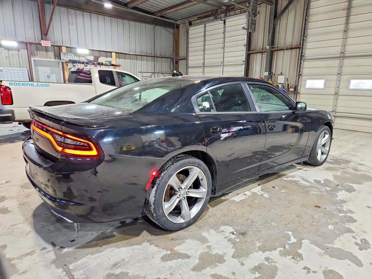 2015 DODGE CHARGER SXT photo 3