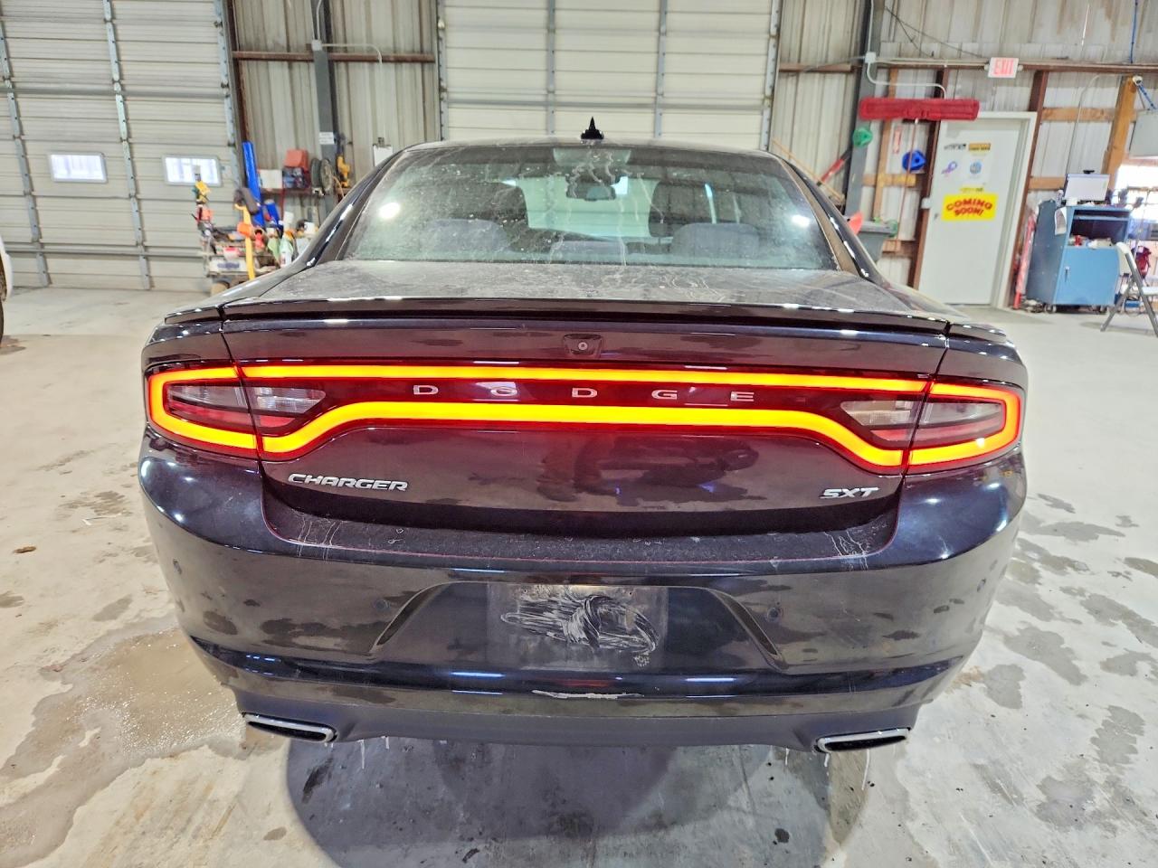 2015 DODGE CHARGER SXT photo 6