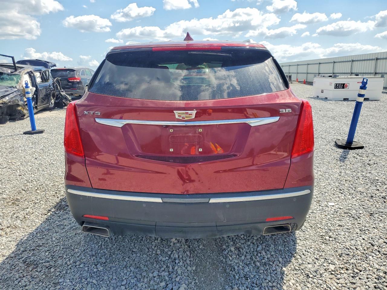 2018 CADILLAC XT5 photo 16