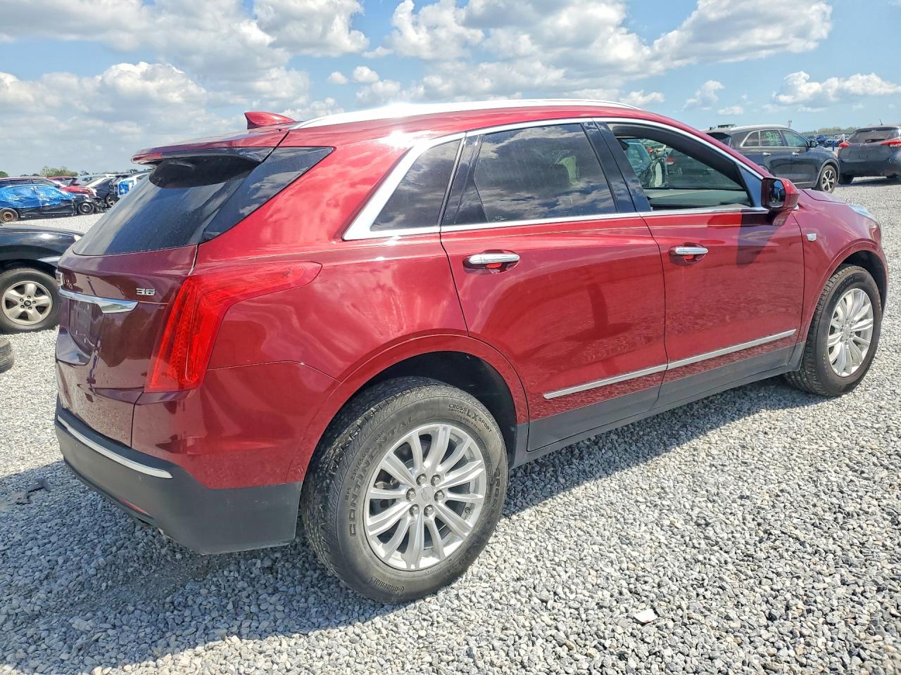 2018 CADILLAC XT5 photo 7