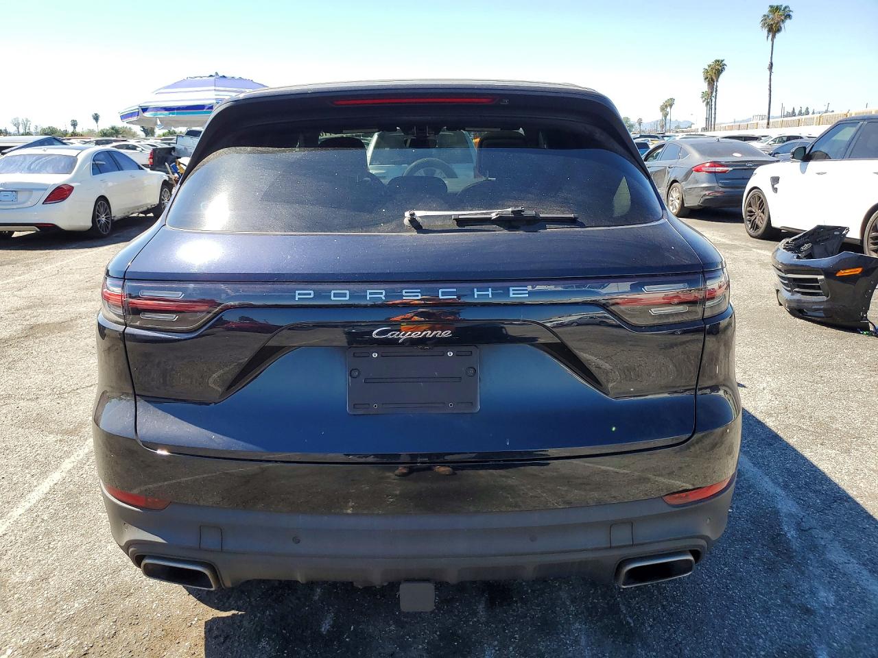 2021 PORSCHE CAYENNE photo 16