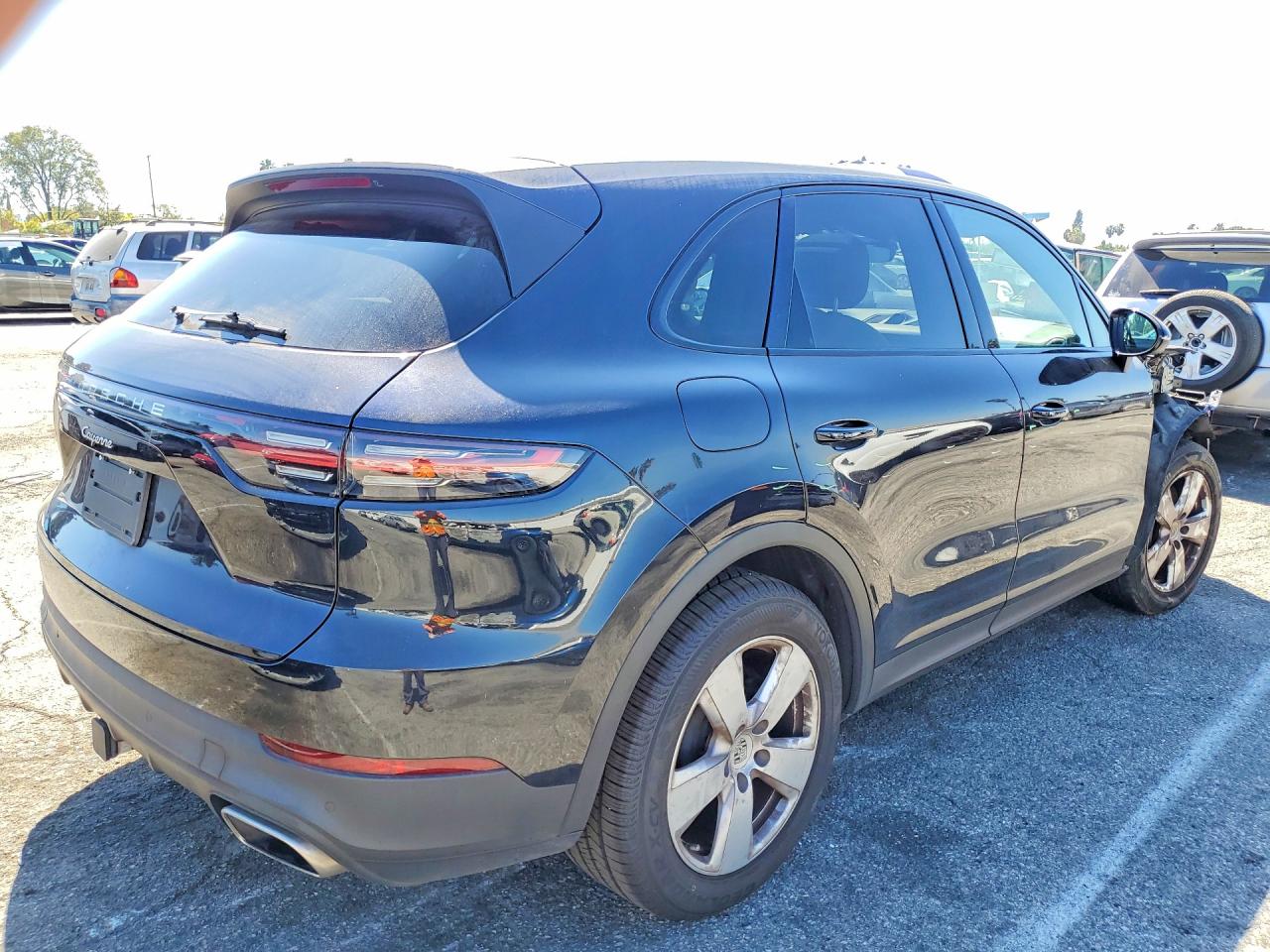 2021 PORSCHE CAYENNE photo 7