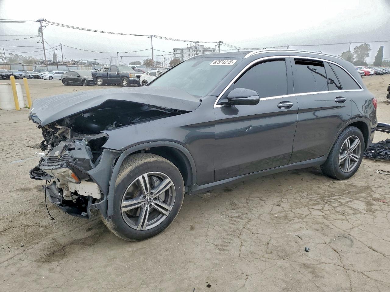2020 MERCEDES-BENZ GLC