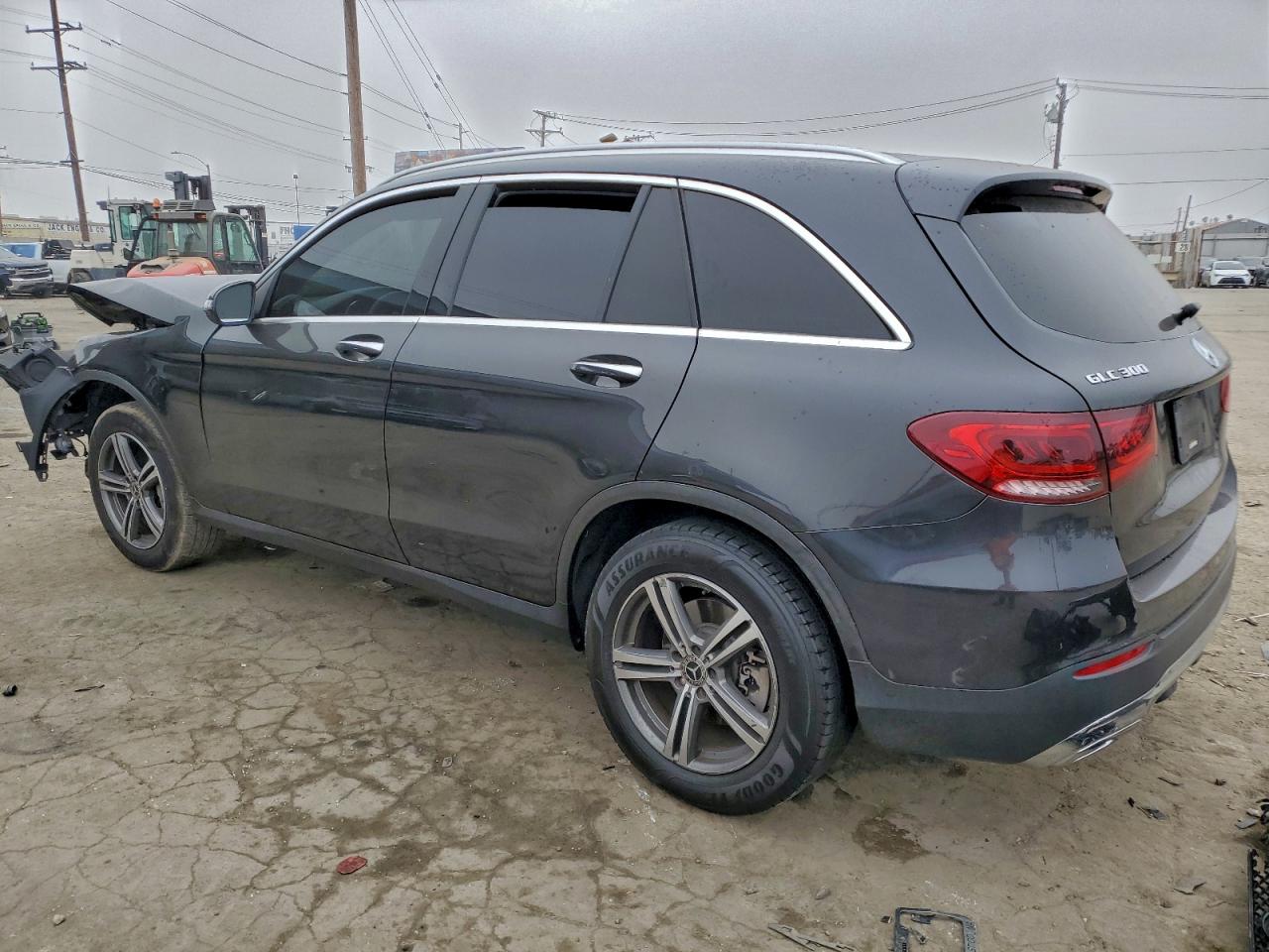 2020 MERCEDES-BENZ GLC 300 photo 2