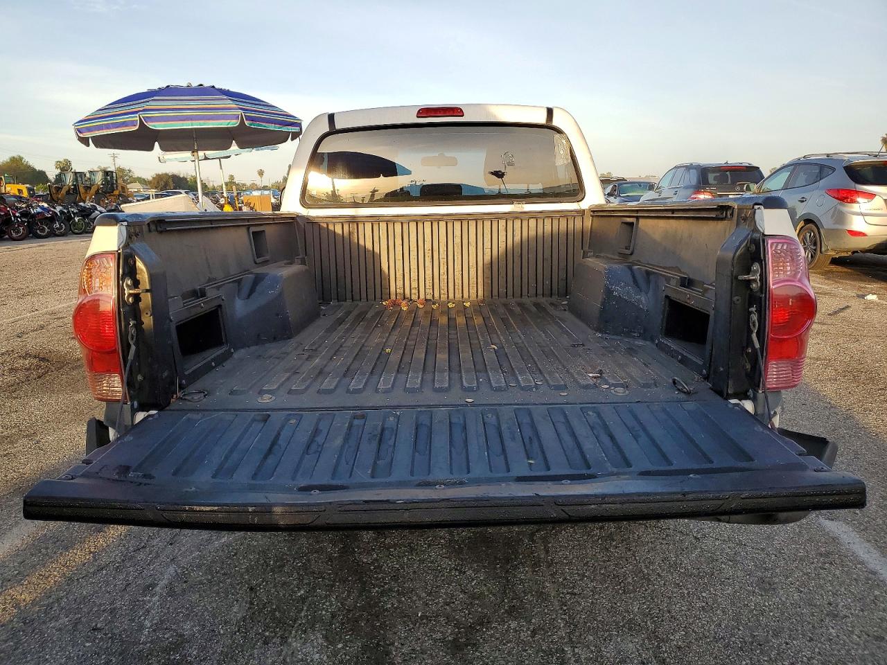 2007 TOYOTA TACOMA BASE photo 10