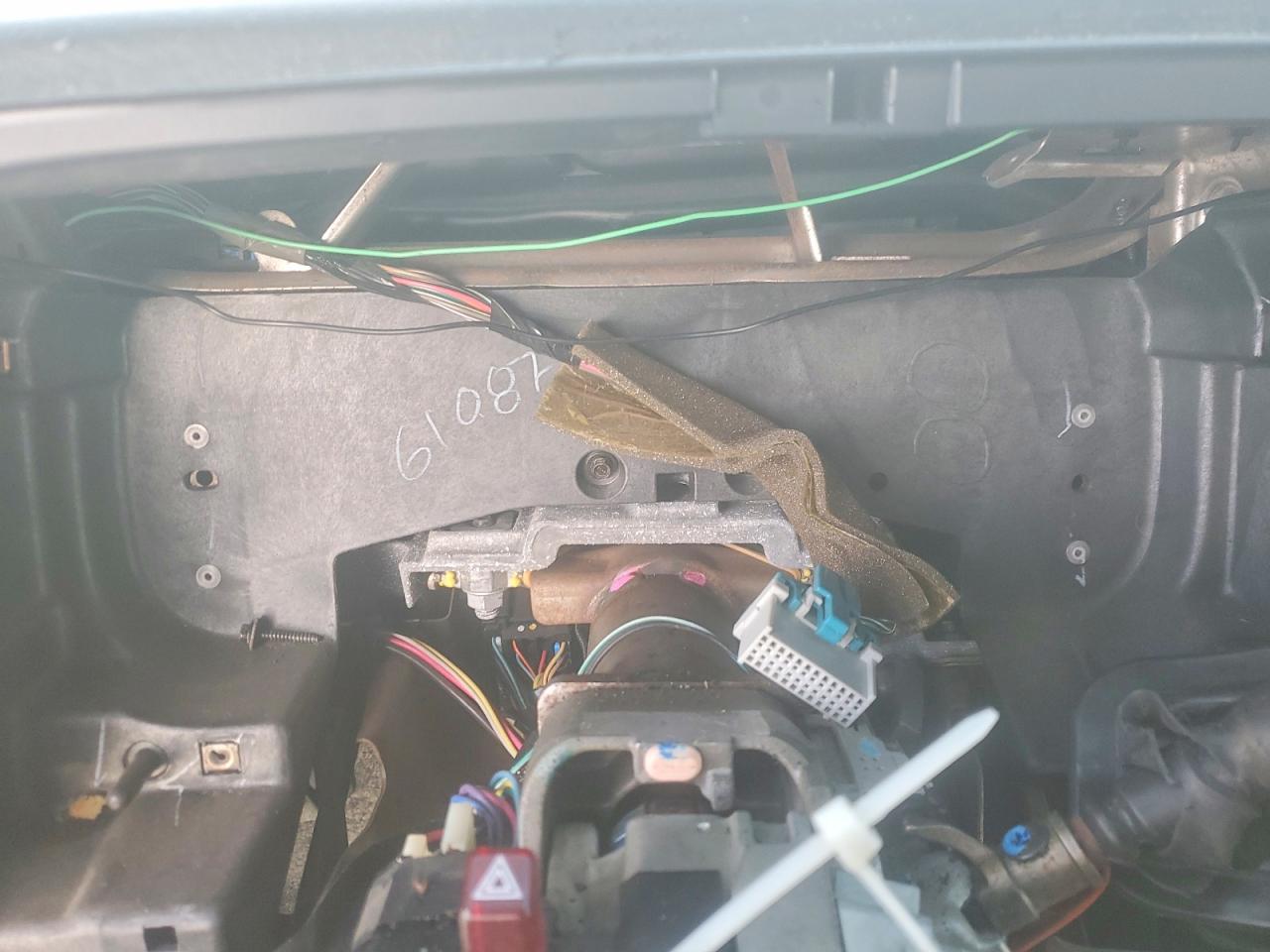 2000 CHEVROLET SUBURBAN K1500 photo 9