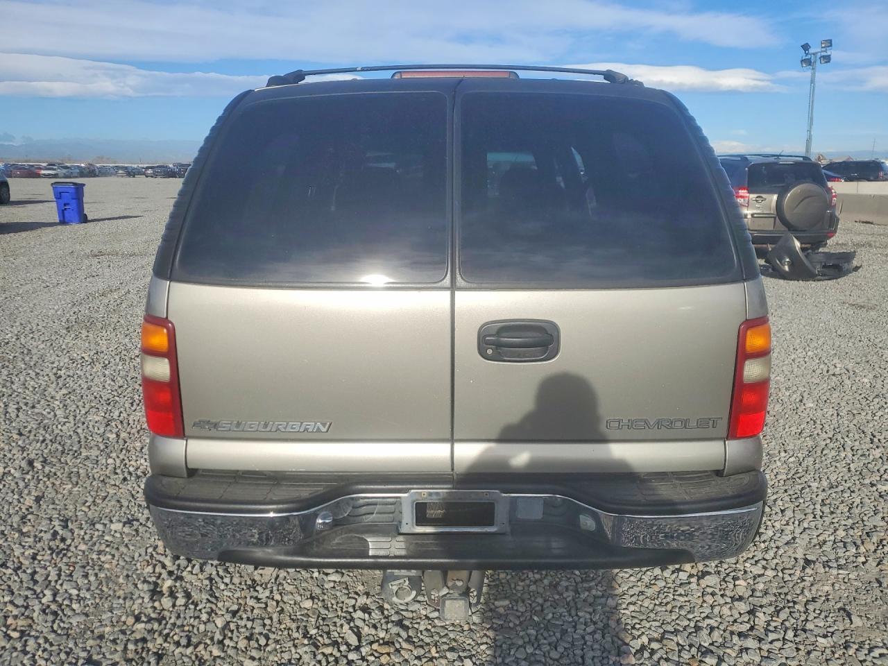 2000 CHEVROLET SUBURBAN K1500 photo 6