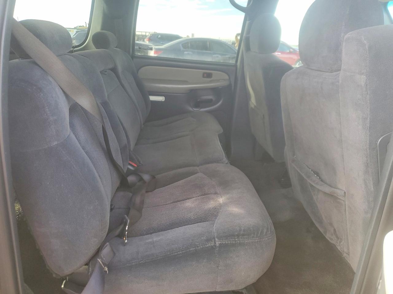 2000 CHEVROLET SUBURBAN K1500 photo 11
