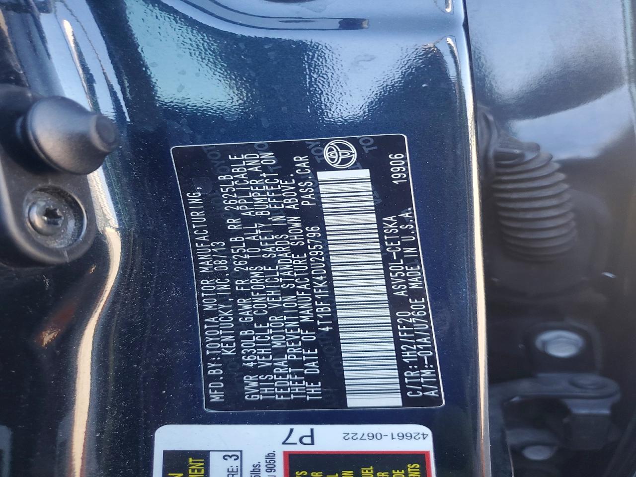2013 TOYOTA CAMRY SE photo 23