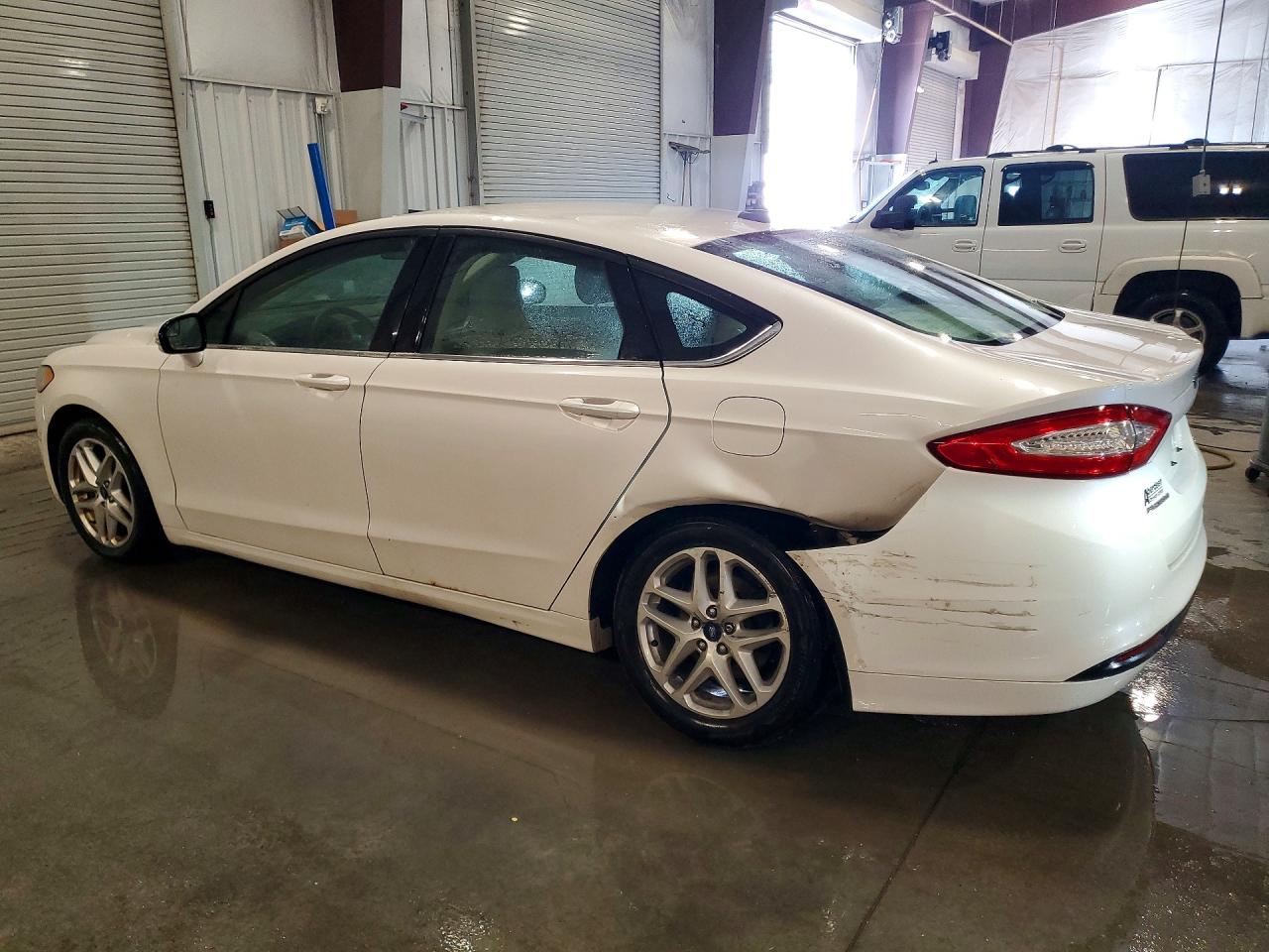 2016 FORD FUSION SE photo 3