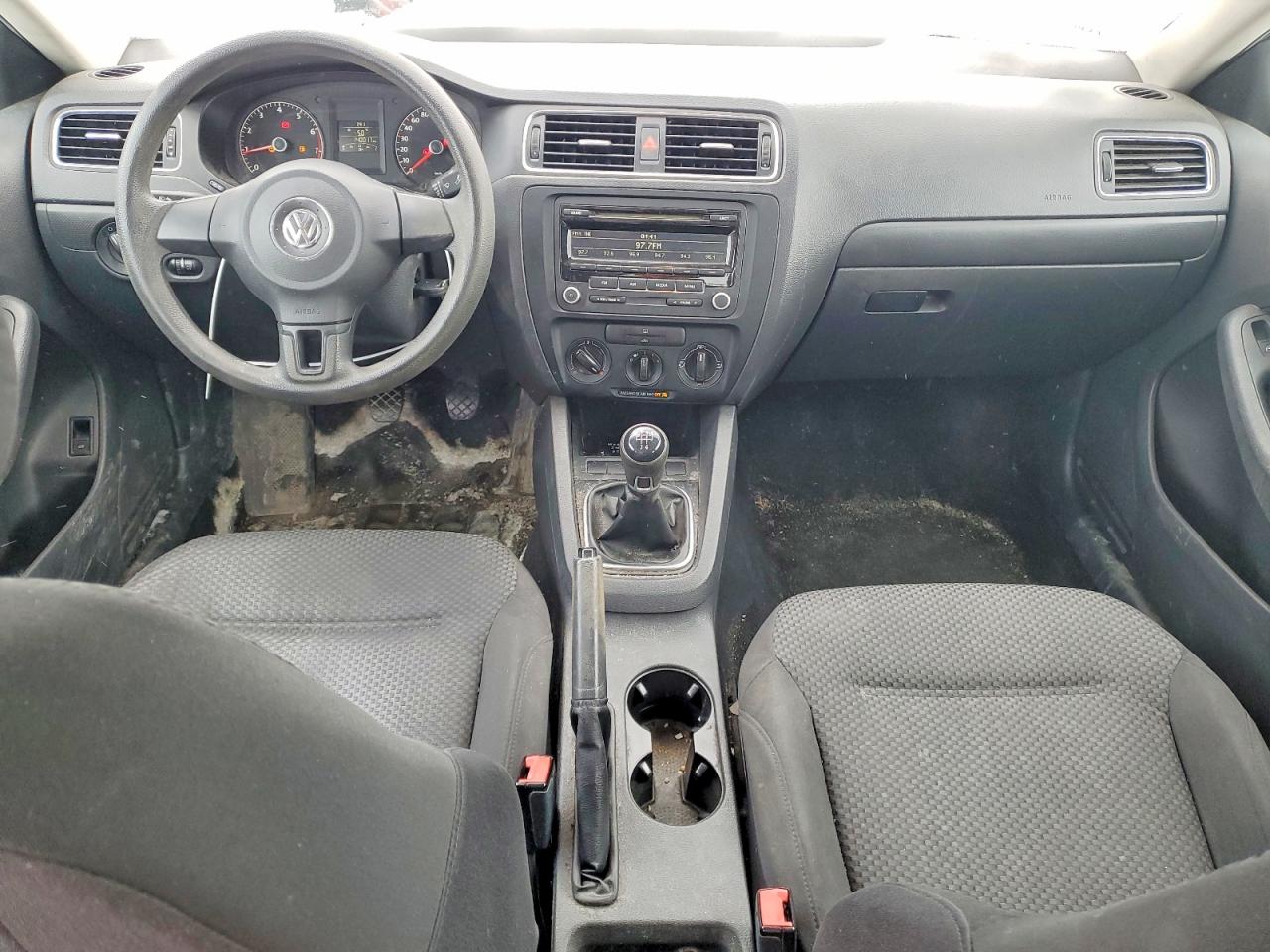 2013 VOLKSWAGEN JETTA BASE photo 22
