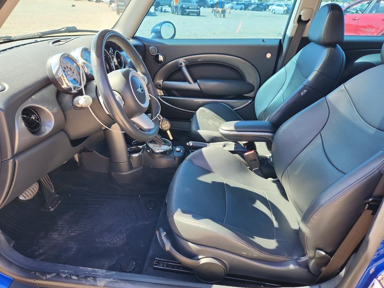 2006 MINI COOPER S photo 19