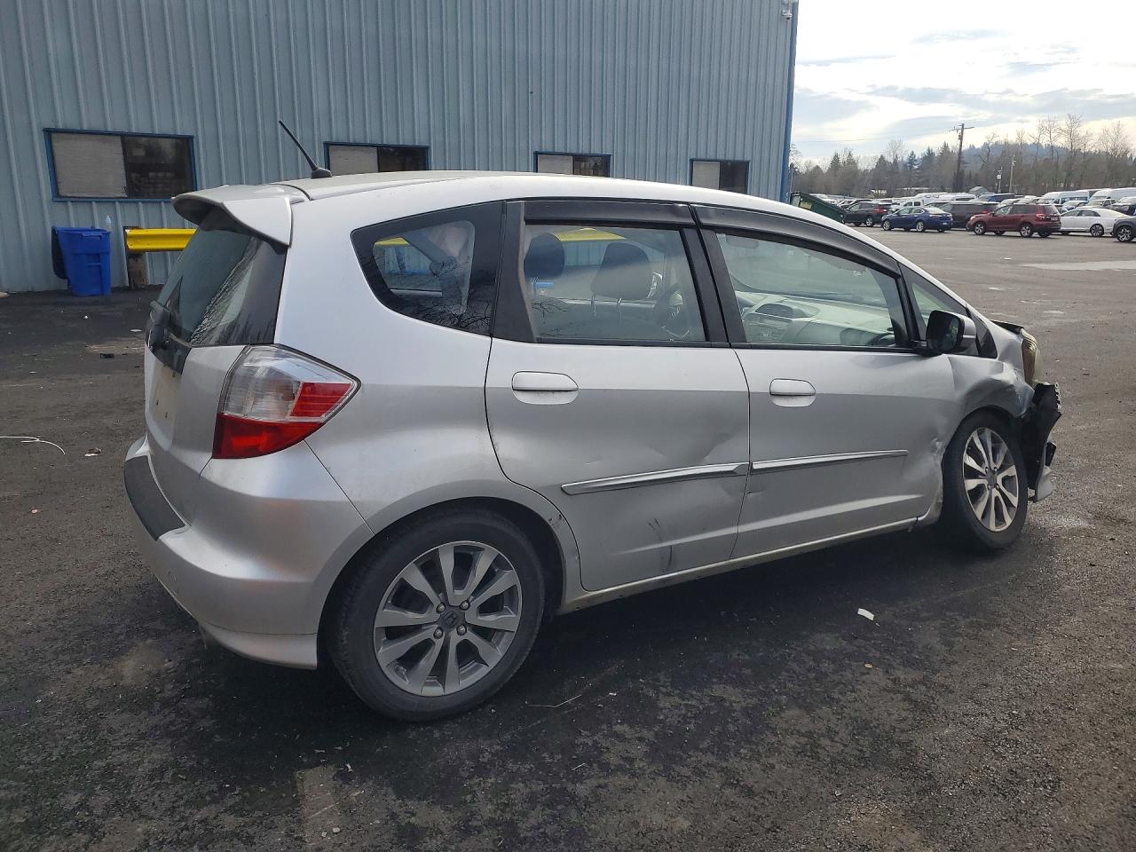 2013 HONDA FIT SPORT photo 5