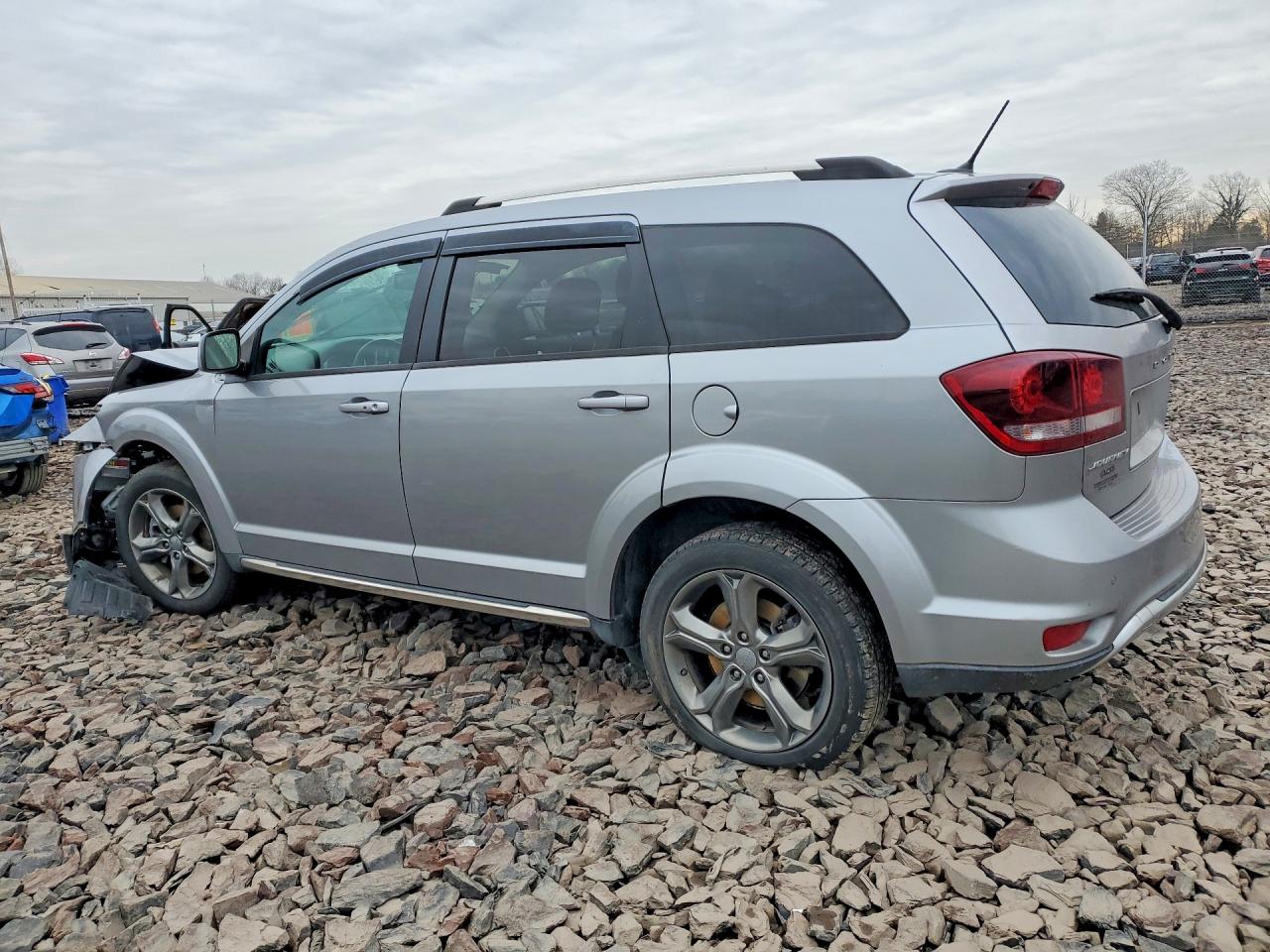 2017 DODGE JOURNEY CROSSROAD photo 4