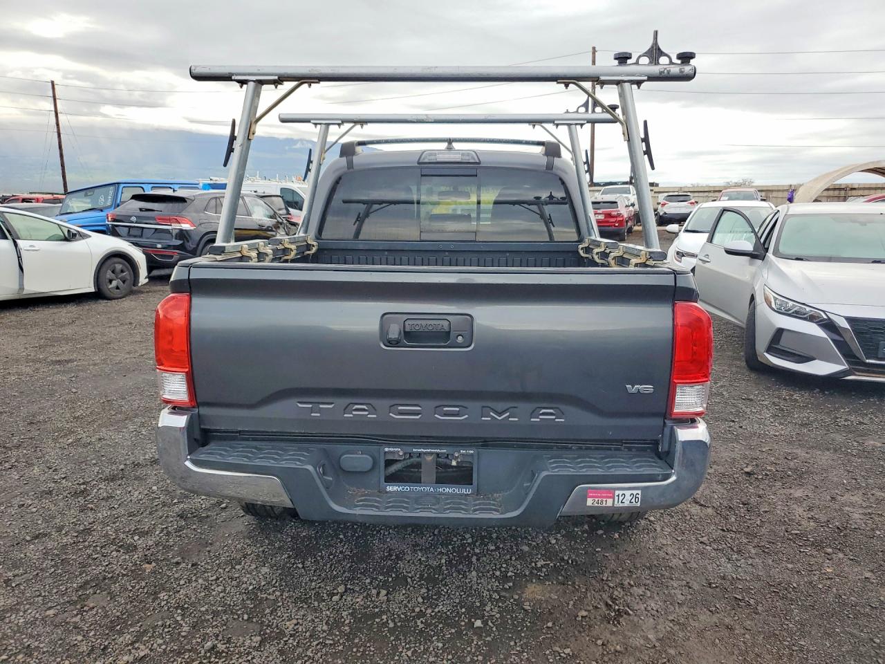 2017 TOYOTA TACOMA SR5 V6 photo 11