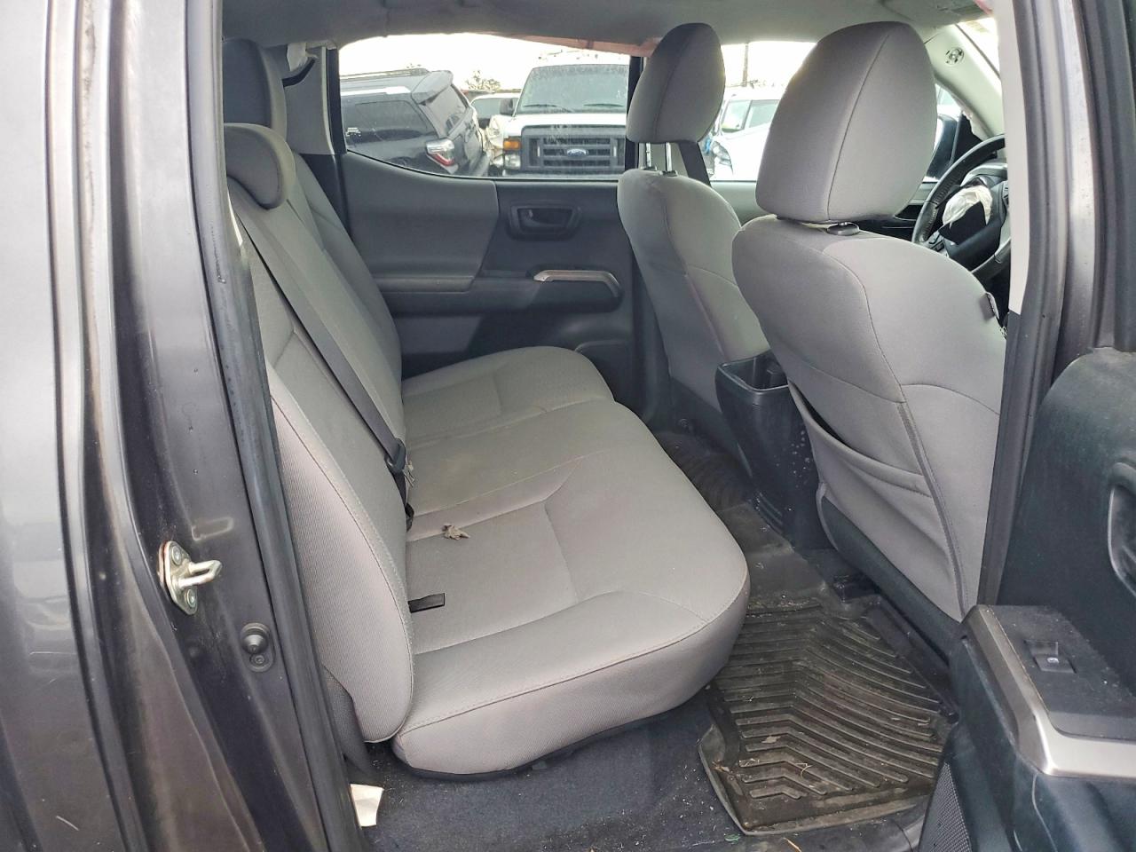 2017 TOYOTA TACOMA SR5 V6 photo 19