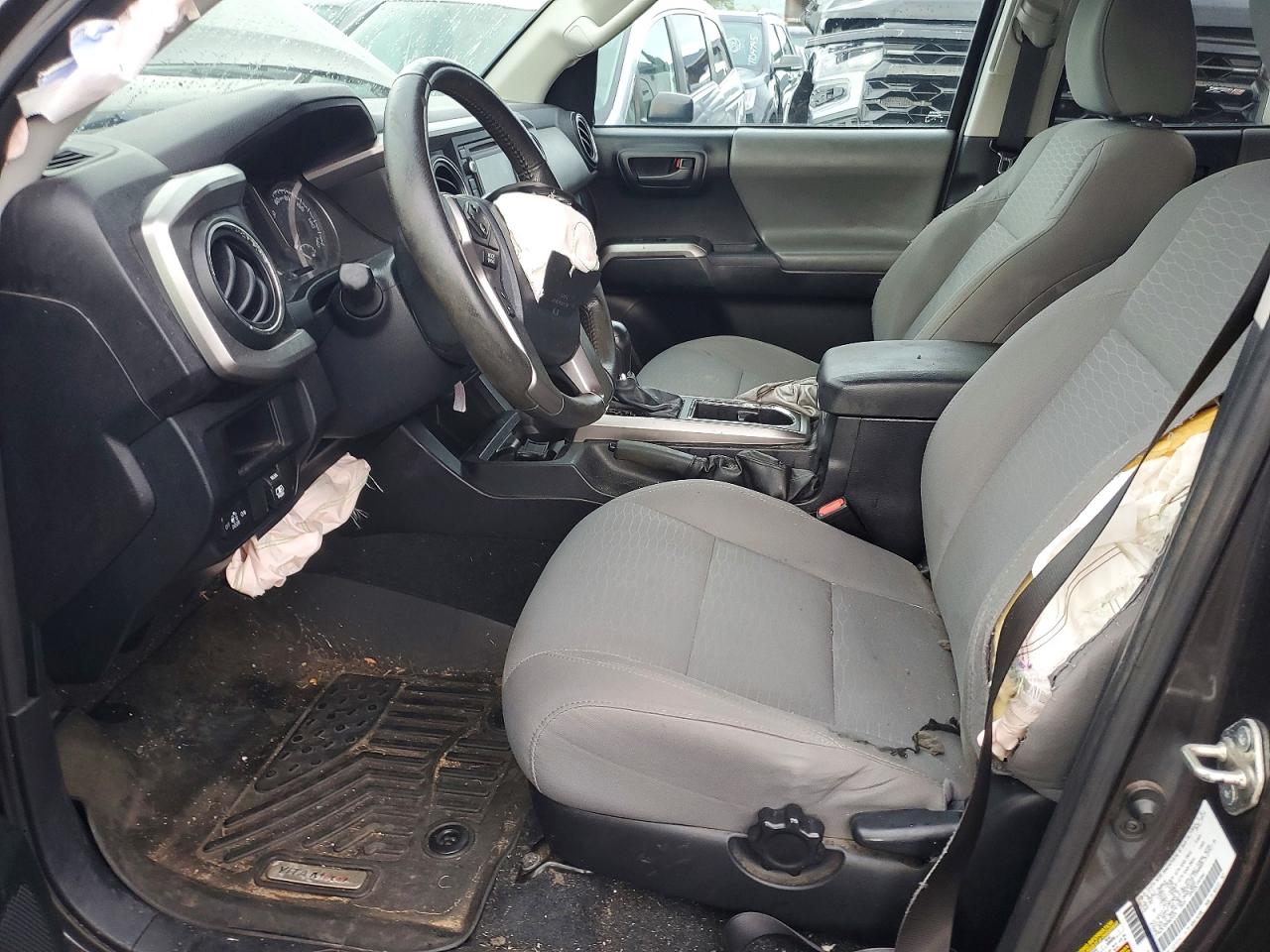 2017 TOYOTA TACOMA SR5 V6 photo 13