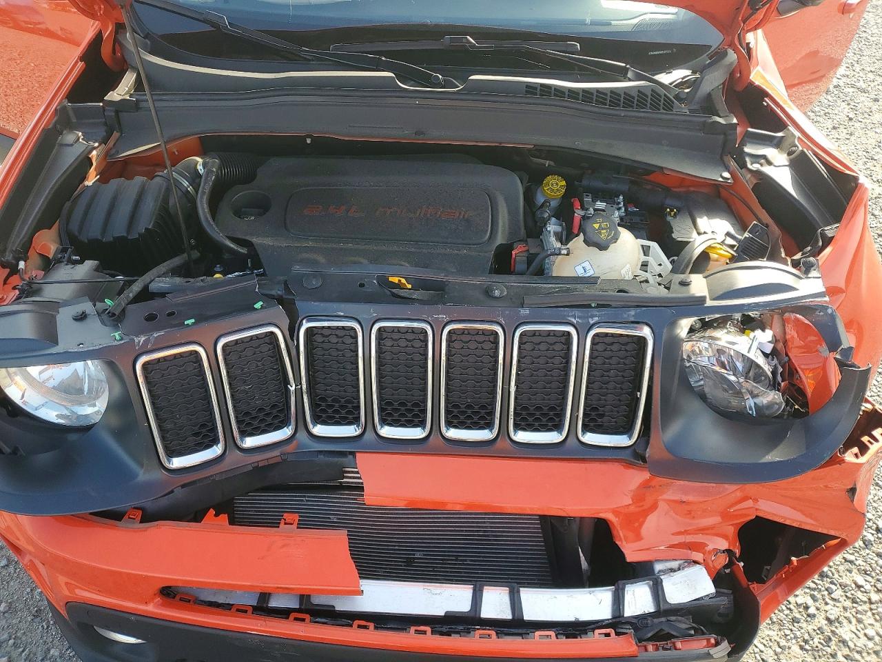 2019 JEEP RENEGADE LATITUDE photo 23
