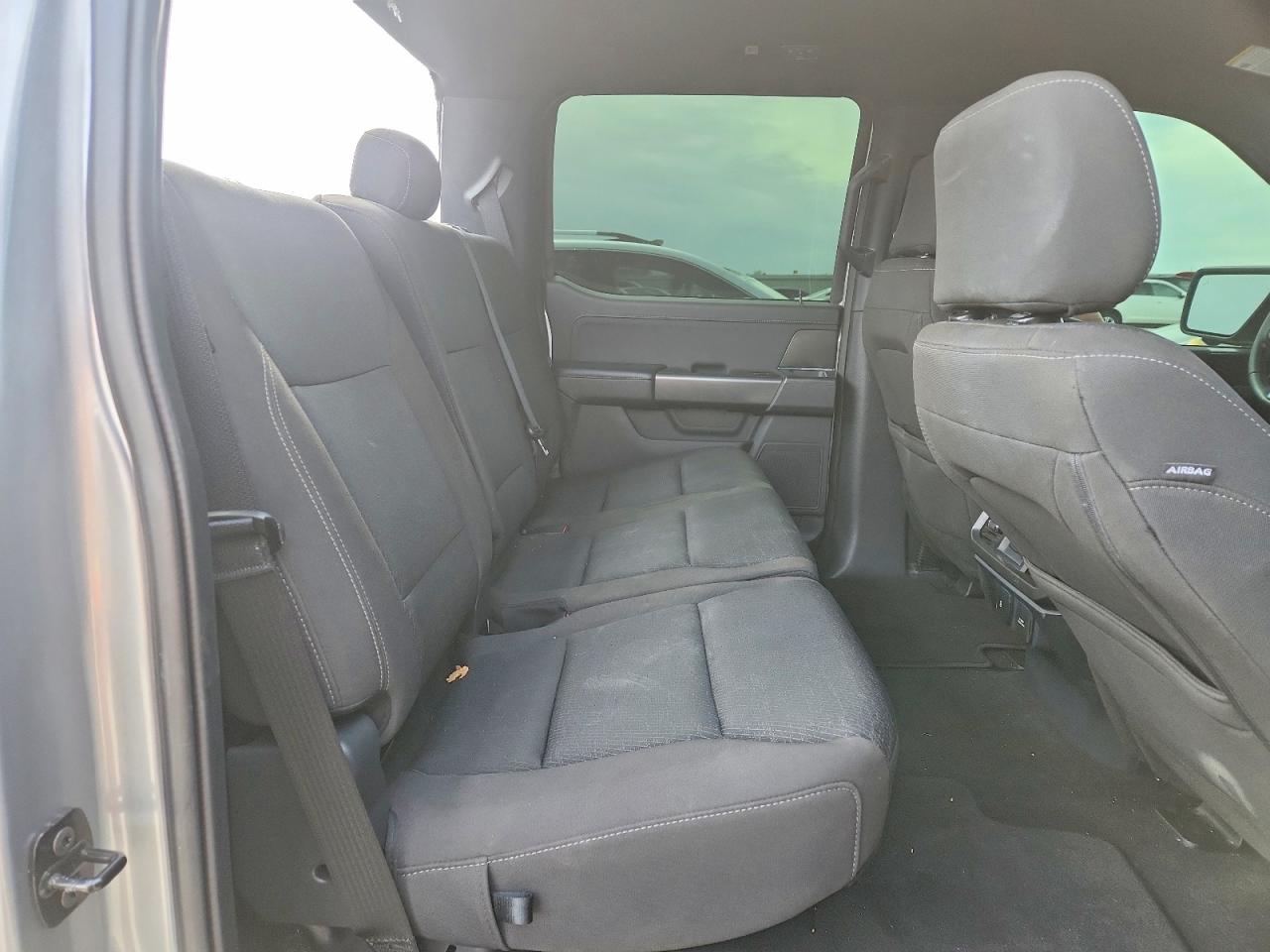 2024 FORD F150 XLT photo 19